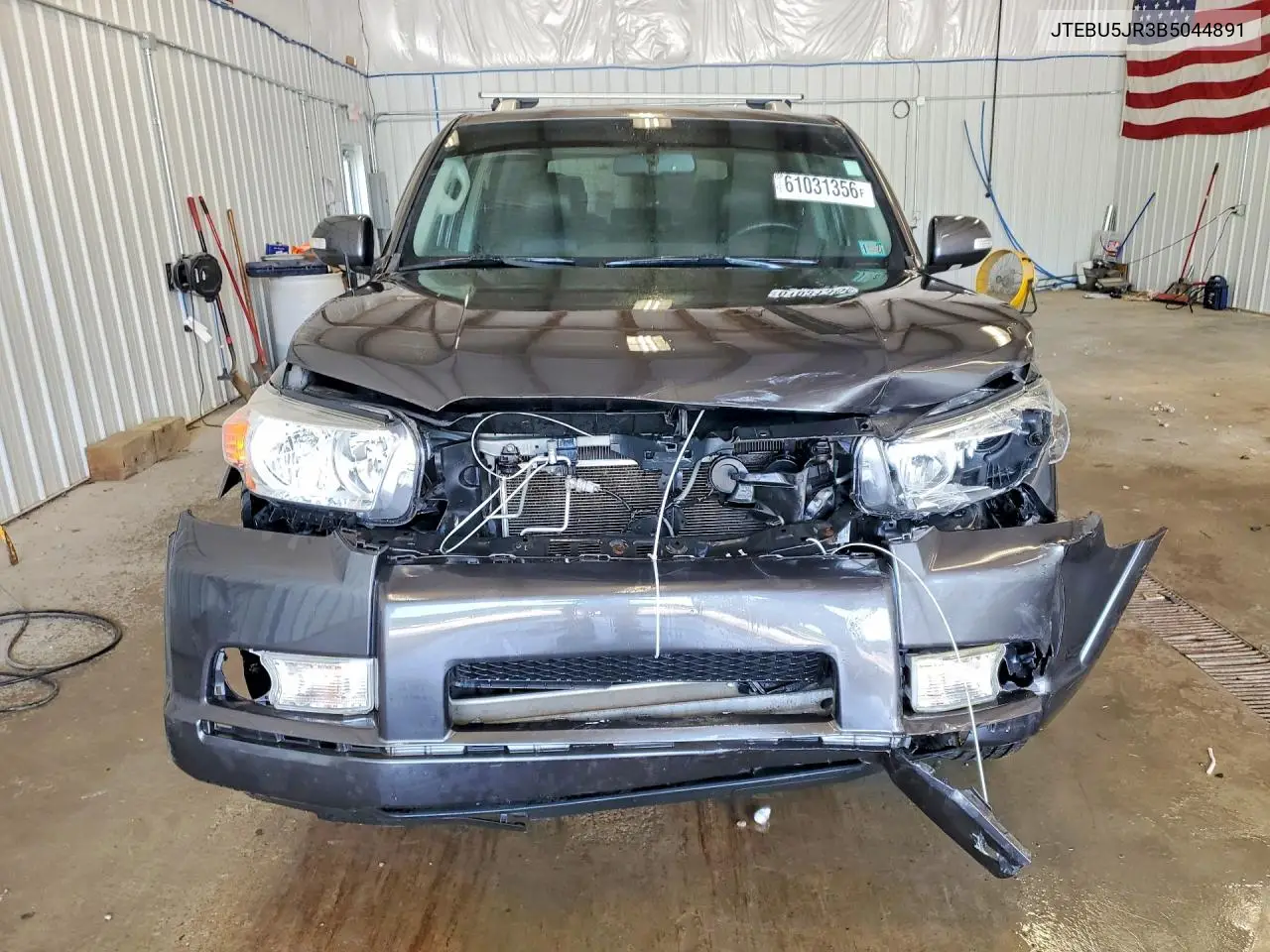 2011 Toyota 4Runner Sr5 VIN: JTEBU5JR3B5044891 Lot: 61031356