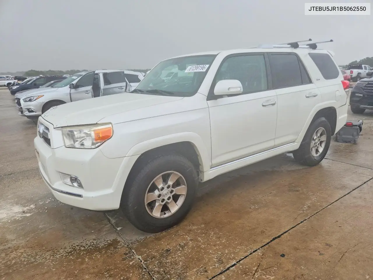 2011 Toyota 4Runner Sr5 VIN: JTEBU5JR1B5062550 Lot: 61299196