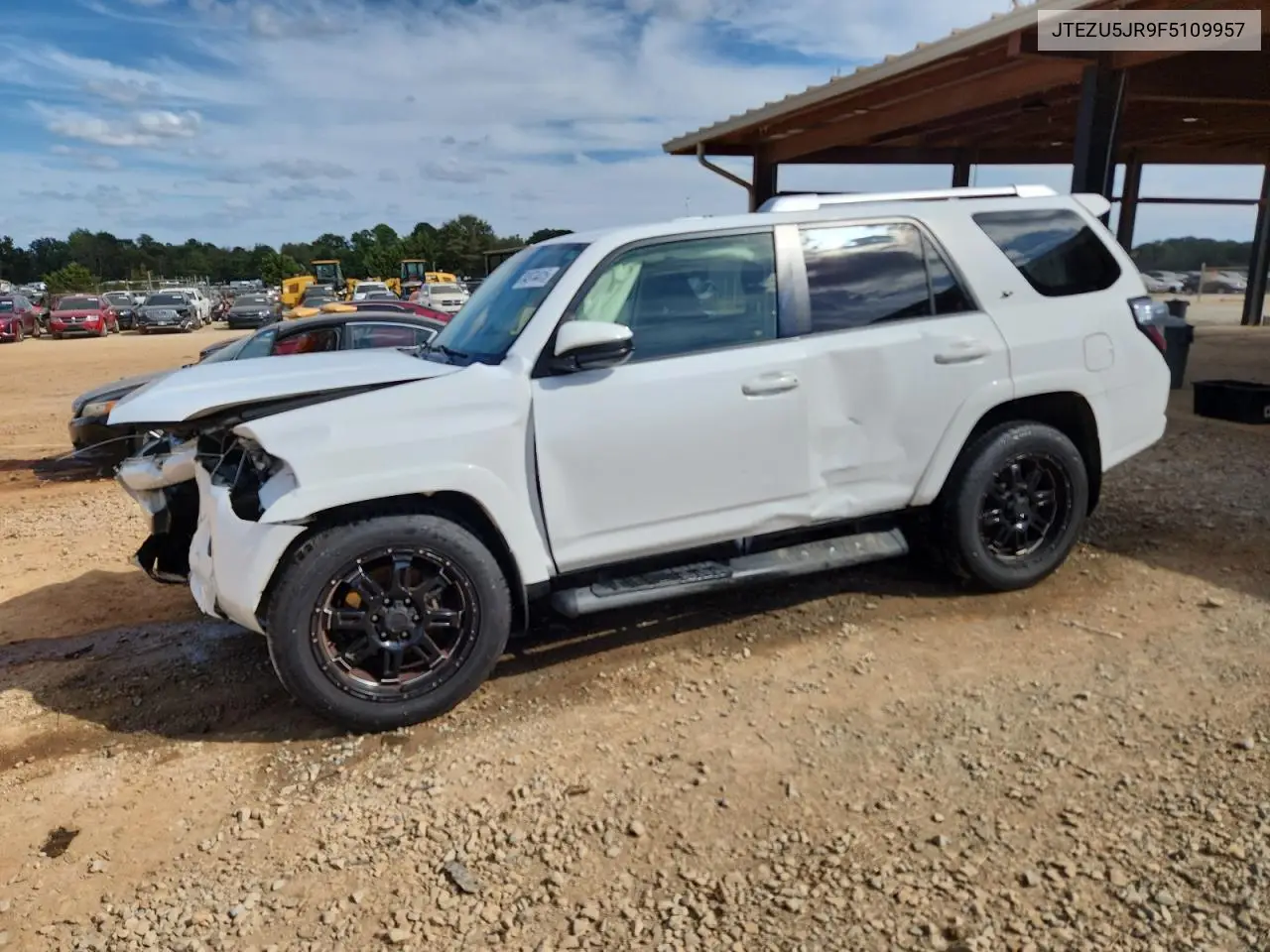 JTEZU5JR9F5109957 2015 Toyota 4Runner Sr5