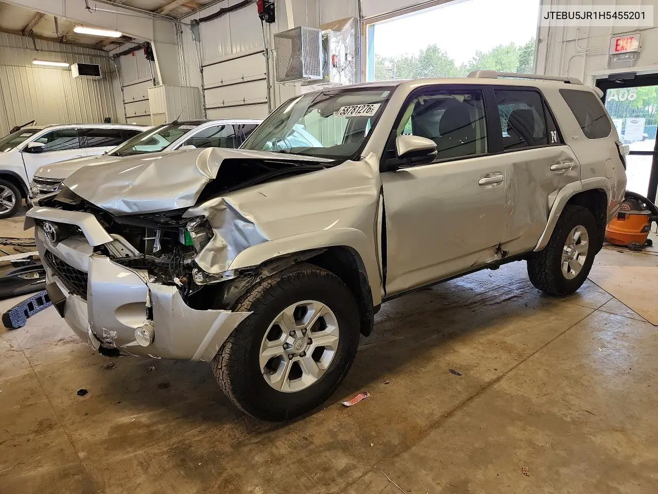 2017 Toyota 4Runner Sr5 Premium VIN: JTEBU5JR1H5455201 Lot: 58781276