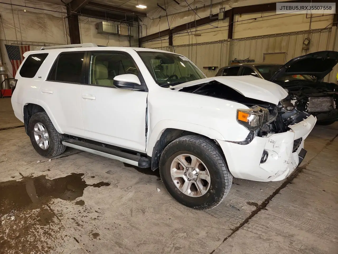 2018 Toyota 4Runner Sr5 VIN: JTEBU5JRXJ5507558 Lot: 61370316