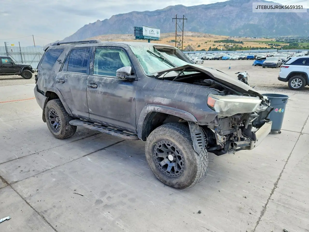 2019 Toyota 4Runner Trd Off-Road VIN: JTEBU5JR0K5659351 Lot: 61718346