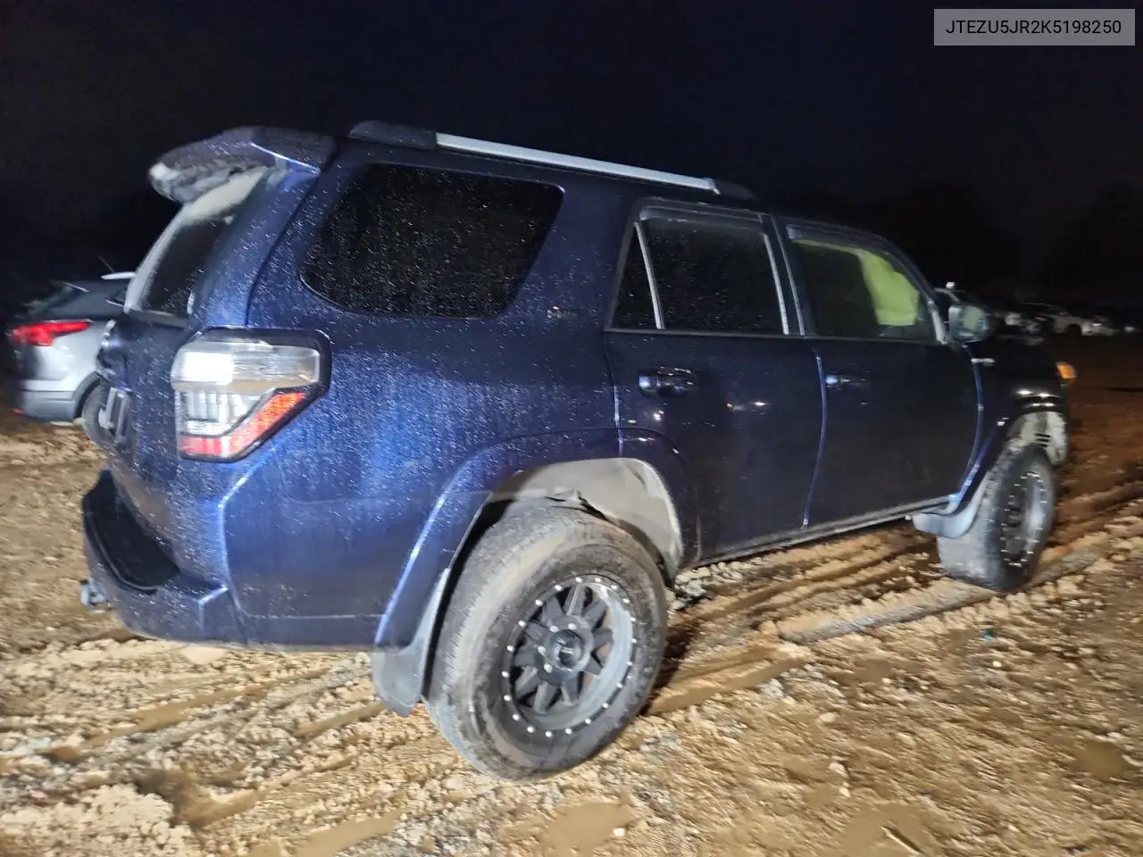 JTEZU5JR2K5198250 2019 Toyota 4Runner Sr5