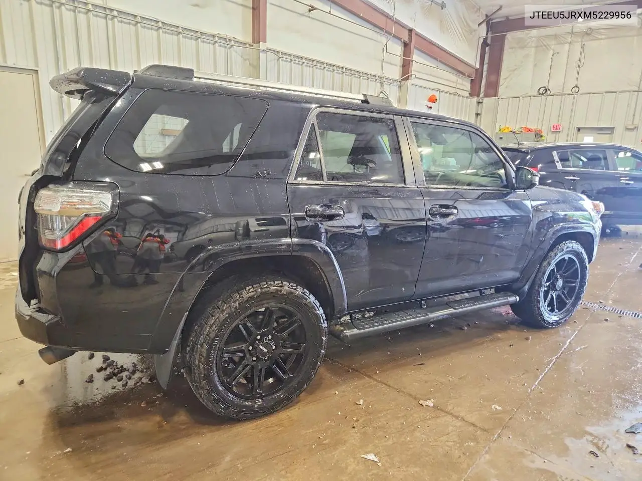 JTEEU5JRXM5229956 2021 Toyota 4Runner Sr5