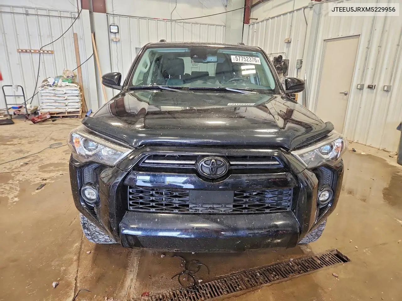 JTEEU5JRXM5229956 2021 Toyota 4Runner Sr5