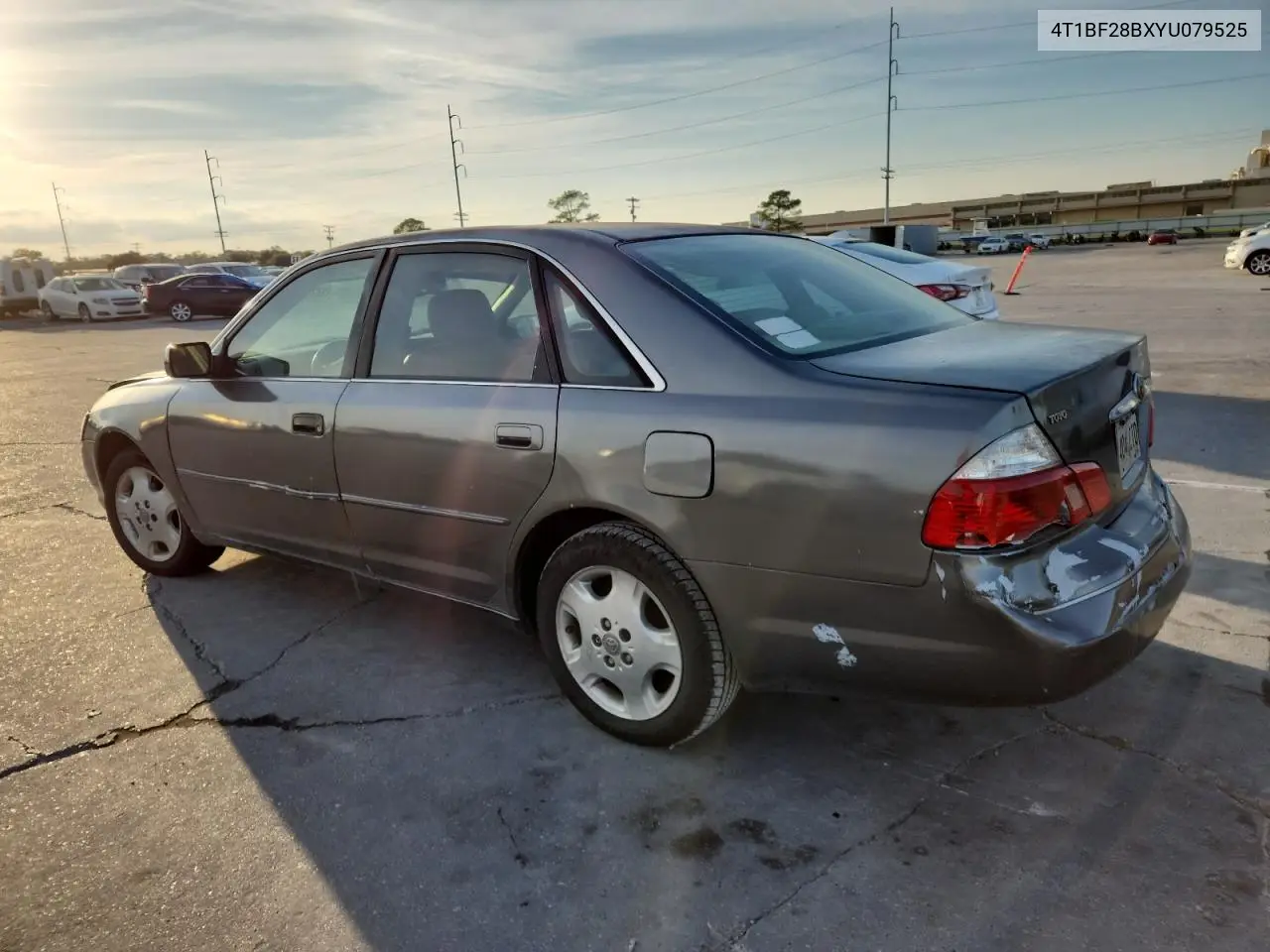 4T1BF28BXYU079525 2000 Toyota Avalon Xls