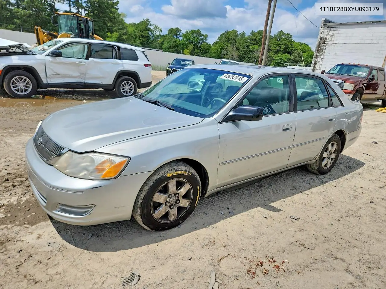 2000 Toyota Avalon Xl VIN: 4T1BF28BXYU093179 Lot: 60003846