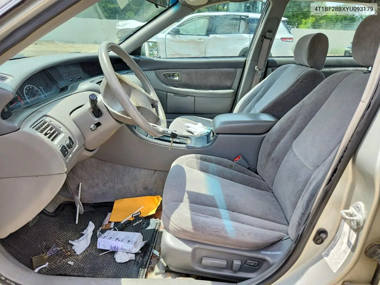 2000 Toyota Avalon Xl VIN: 4T1BF28BXYU093179 Lot: 60003846