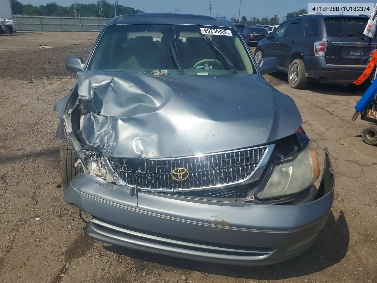 2001 Toyota Avalon Xls VIN: 4T1BF28B71U182374 Lot: 60238936