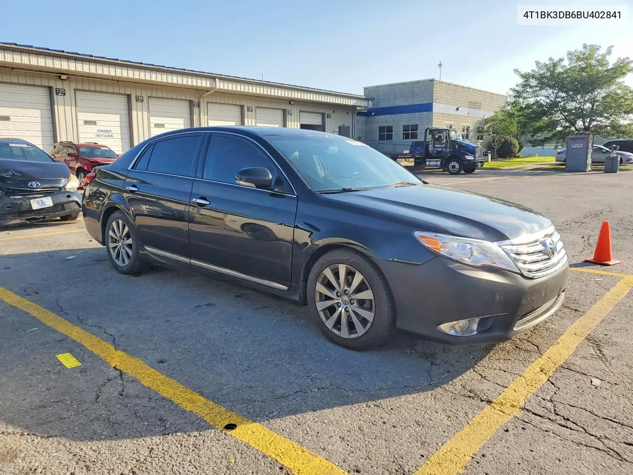 2011 Toyota Avalon Limited VIN: 4T1BK3DB6BU402841 Lot: 61581326