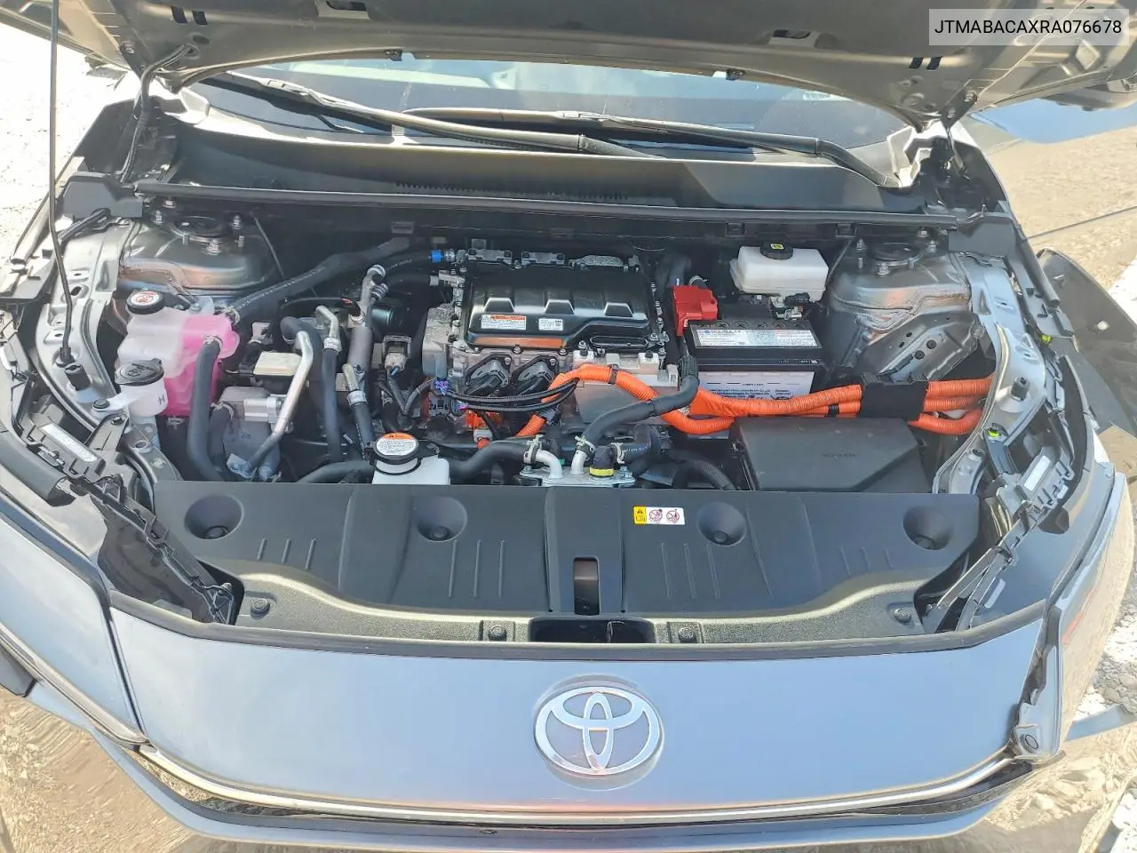 2024 Toyota Bz4X Limited VIN: JTMABACAXRA076678 Lot: 56258126