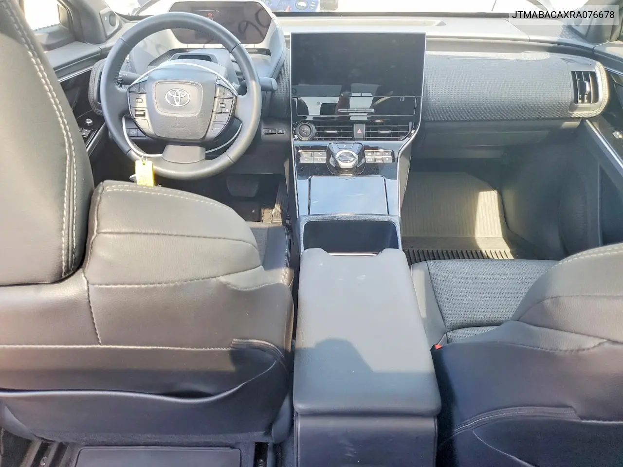 2024 Toyota Bz4X Limited VIN: JTMABACAXRA076678 Lot: 56258126