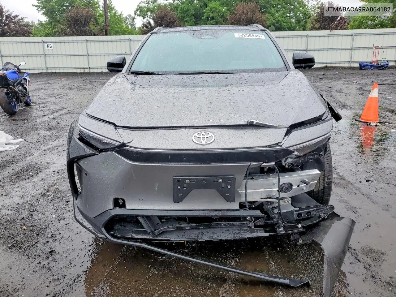 2024 Toyota Bz4X Limited VIN: JTMABACA9RA064182 Lot: 58258446
