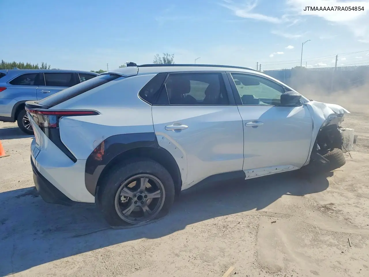 2024 Toyota Bz4X Xle VIN: JTMAAAAA7RA054854 Lot: 59158836