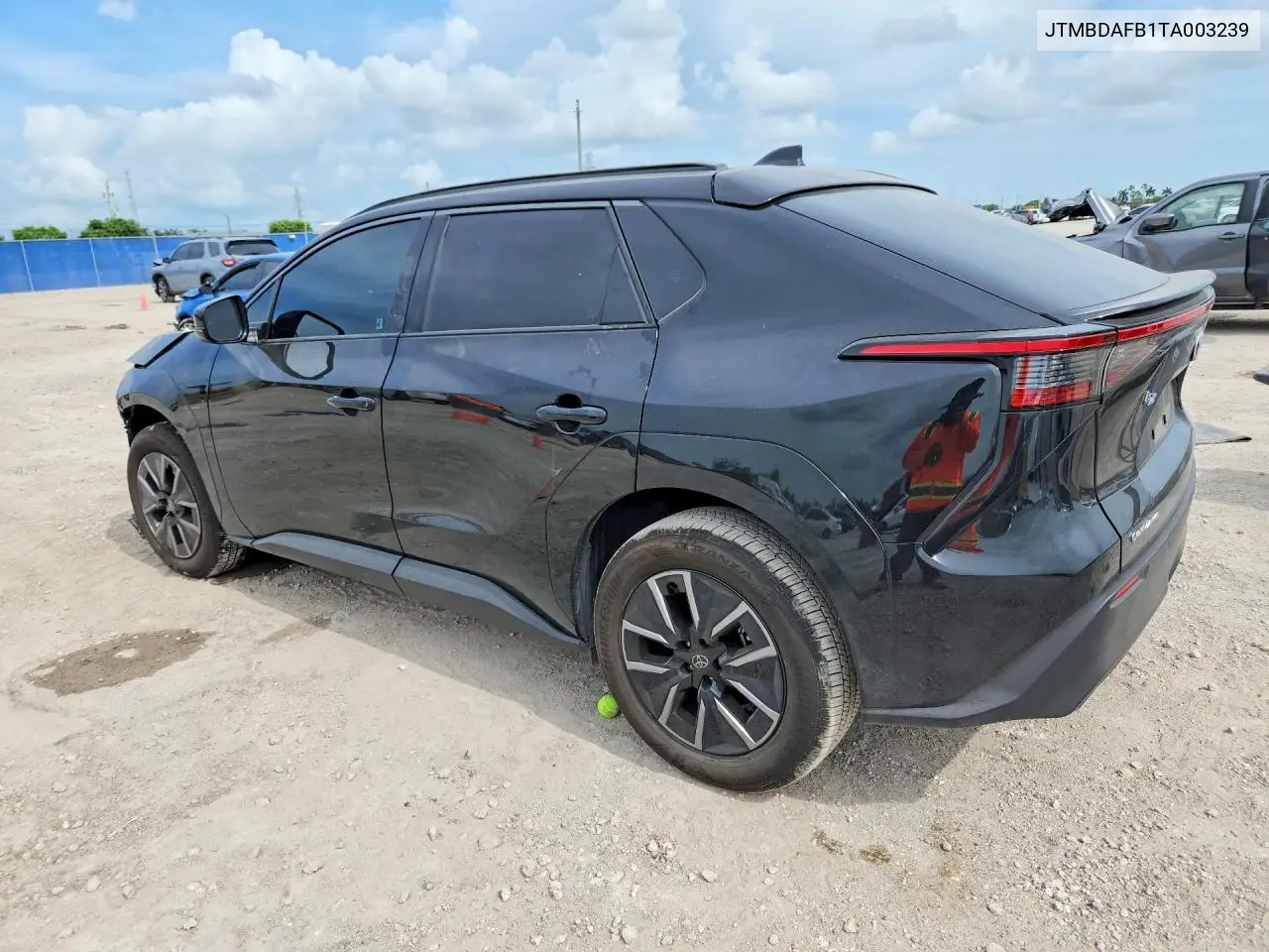 2026 Toyota Bz Xle VIN: JTMBDAFB1TA003239 Lot: 58040616