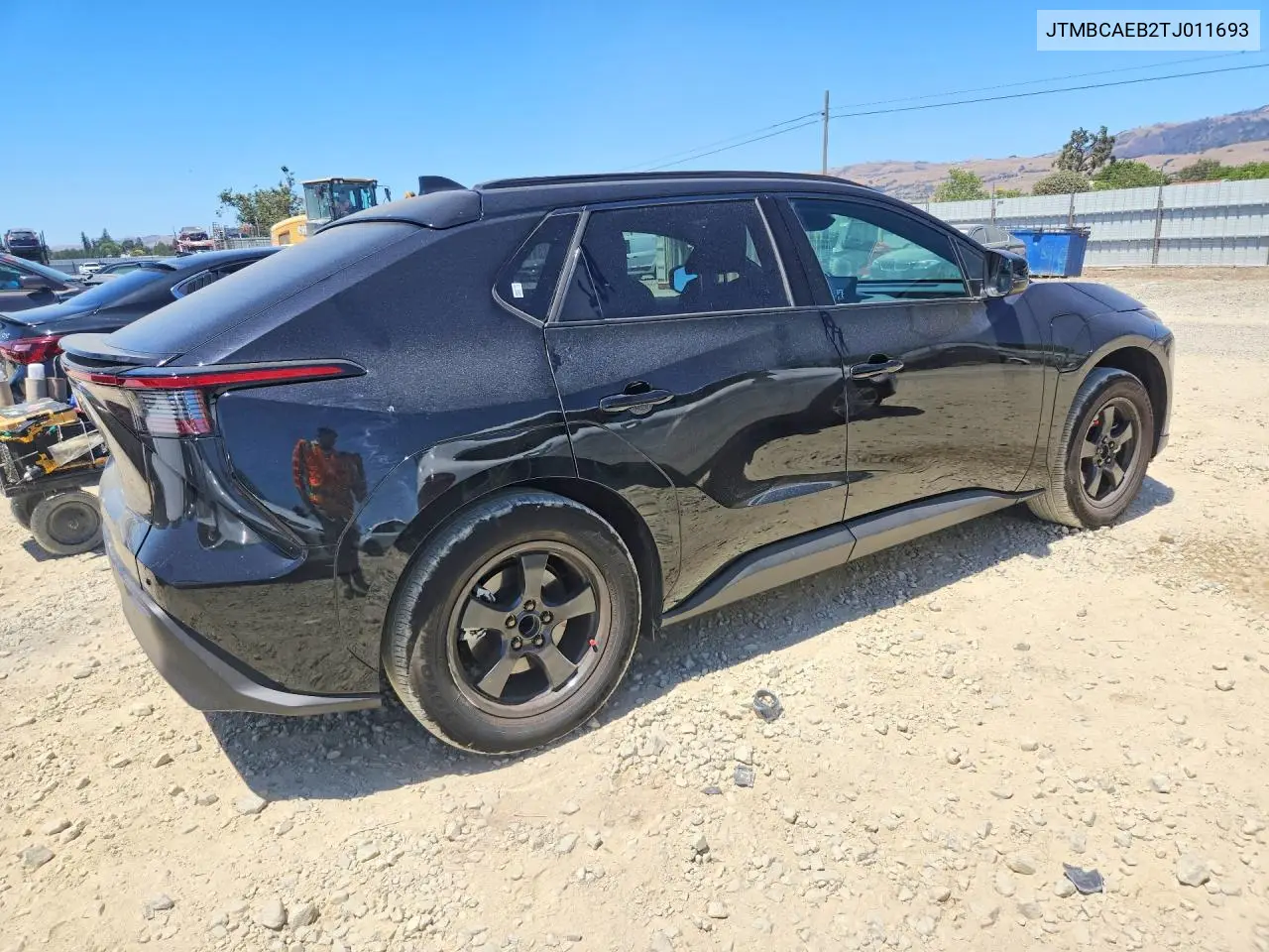 2026 Toyota Bz Xle Plus VIN: JTMBCAEB2TJ011693 Lot: 58083066