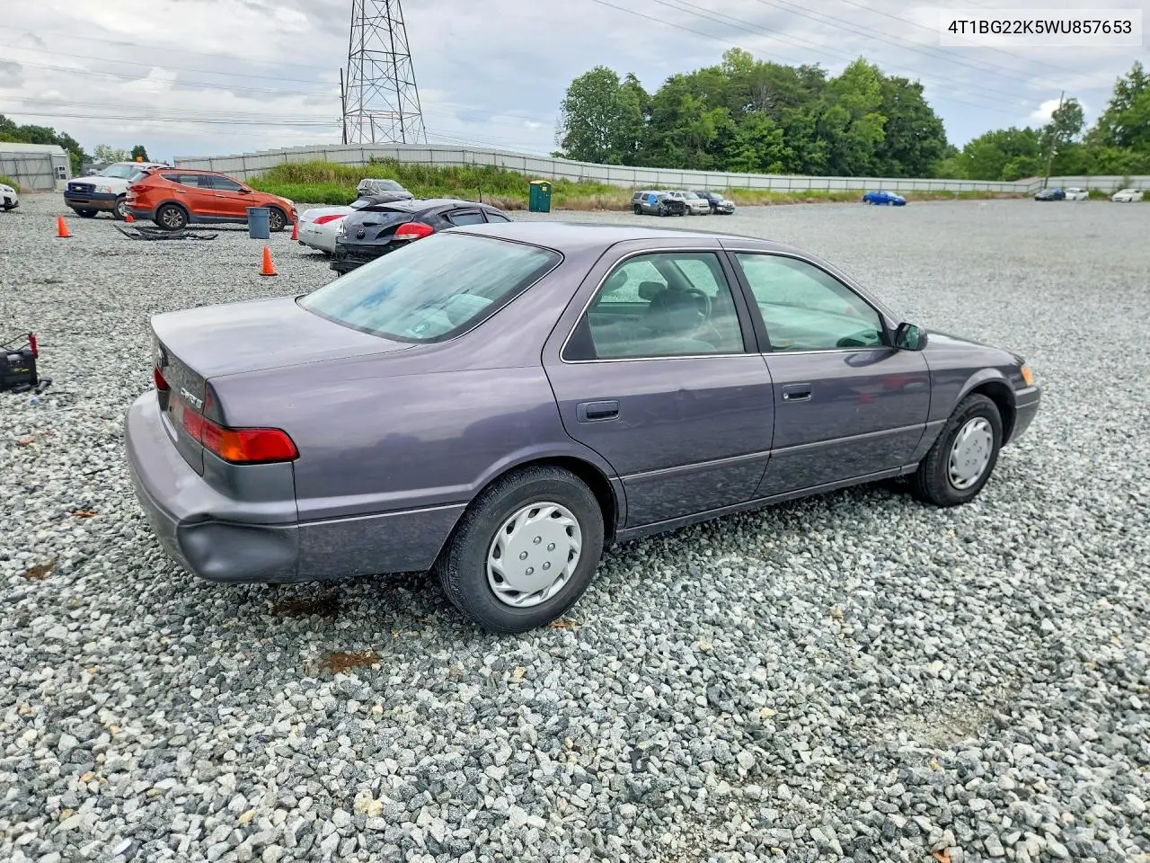 1998 Toyota Camry Le VIN: 4T1BG22K5WU857653 Lot: 62428656