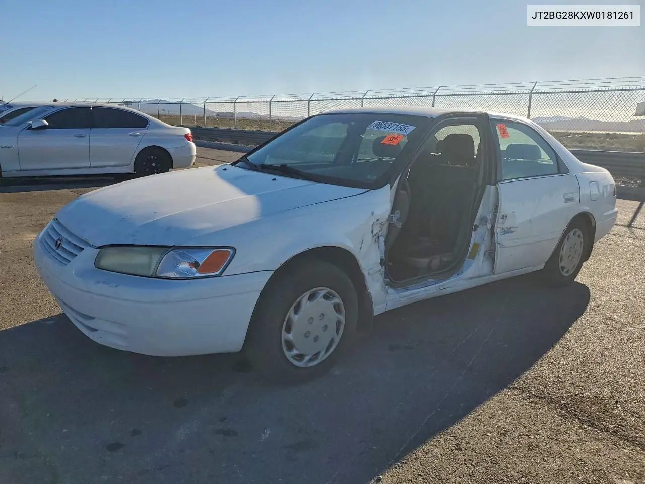 JT2BG28KXW0181261 1998 Toyota Camry Le