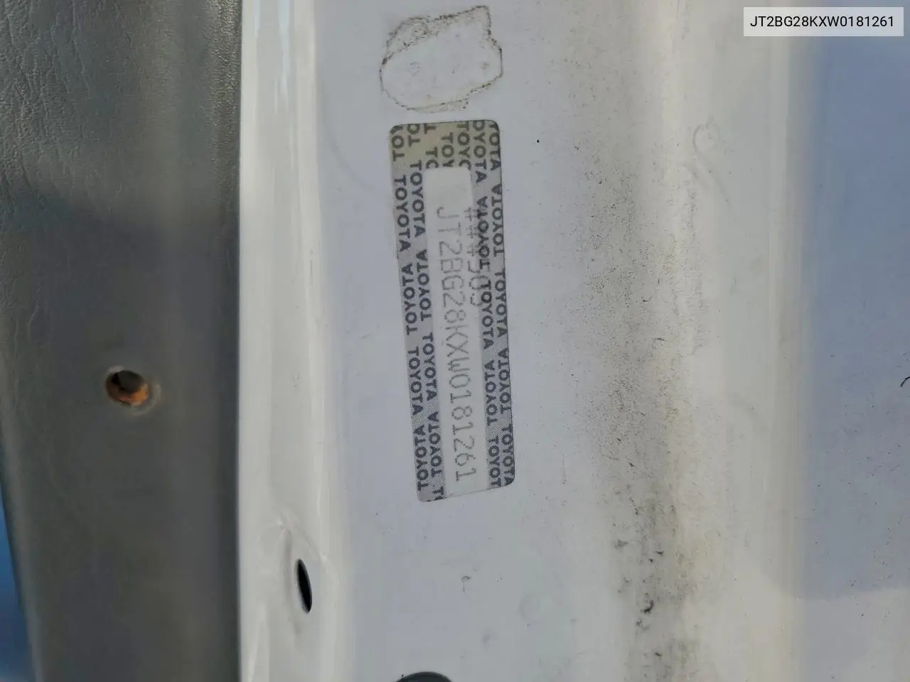 JT2BG28KXW0181261 1998 Toyota Camry Le