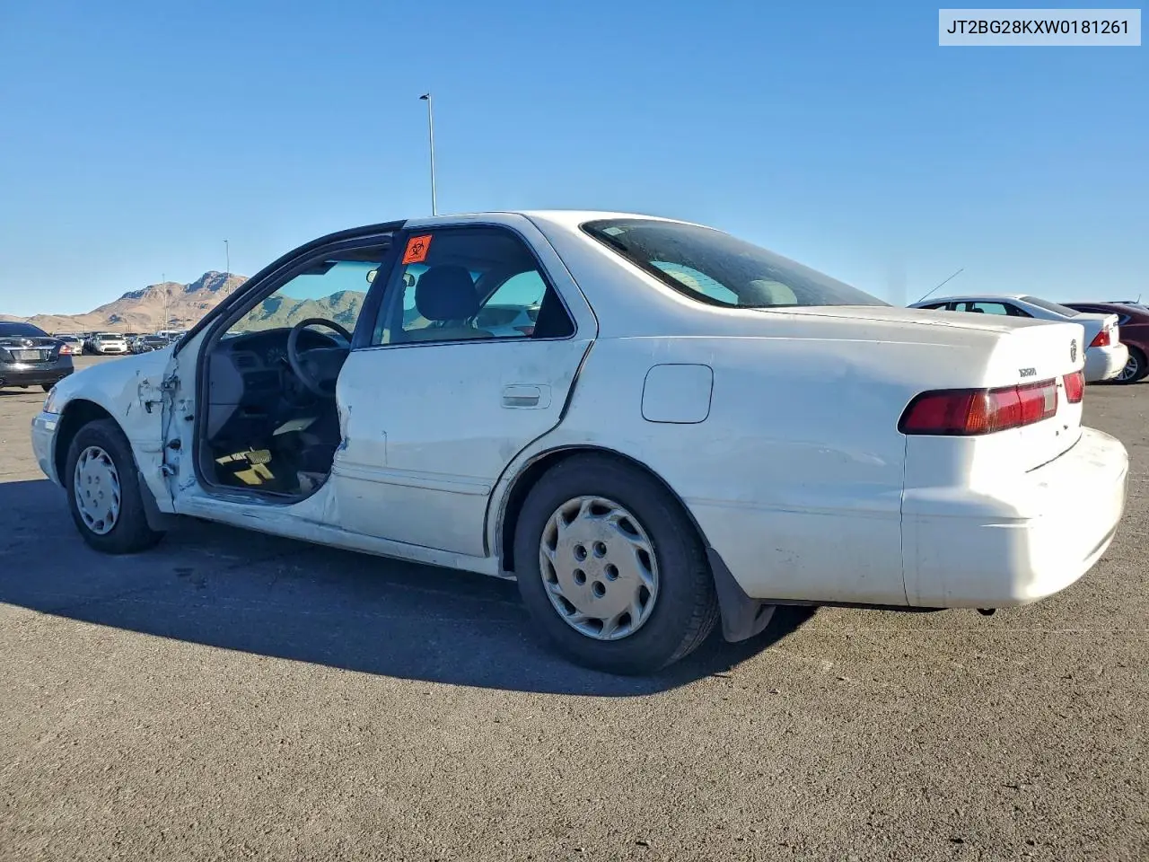 JT2BG28KXW0181261 1998 Toyota Camry Le