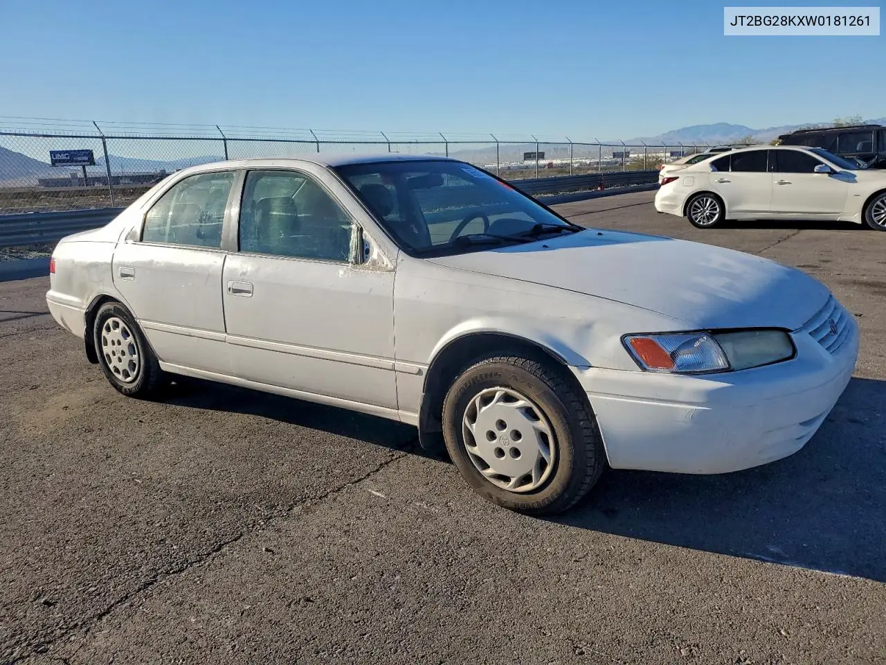JT2BG28KXW0181261 1998 Toyota Camry Le