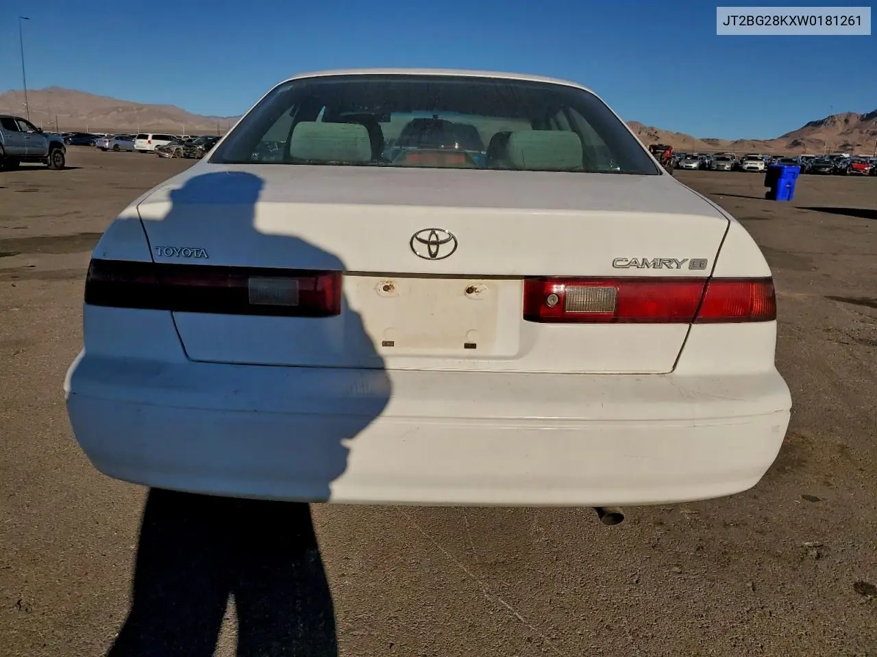 JT2BG28KXW0181261 1998 Toyota Camry Le