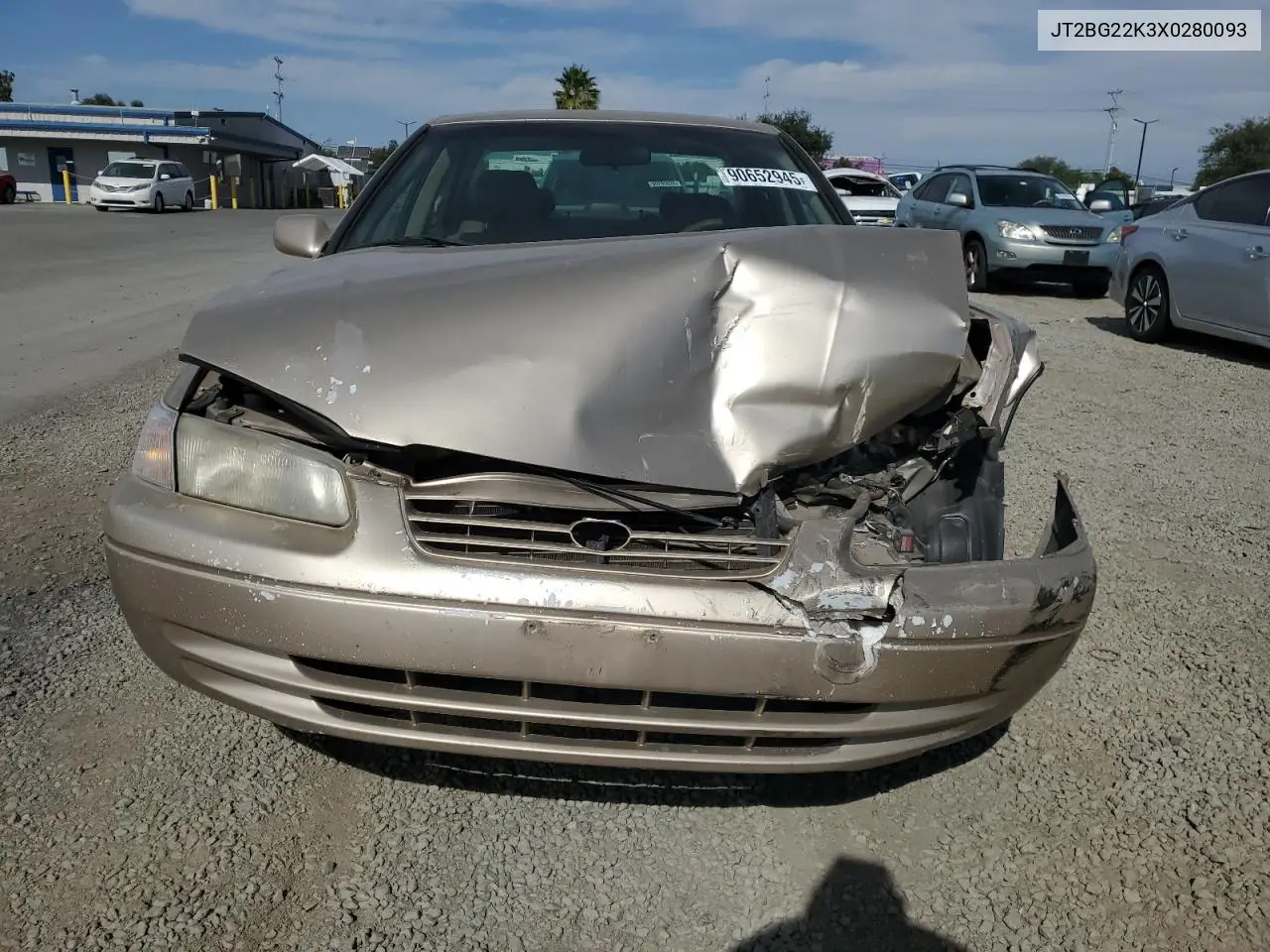 JT2BG22K3X0280093 1999 Toyota Camry Le