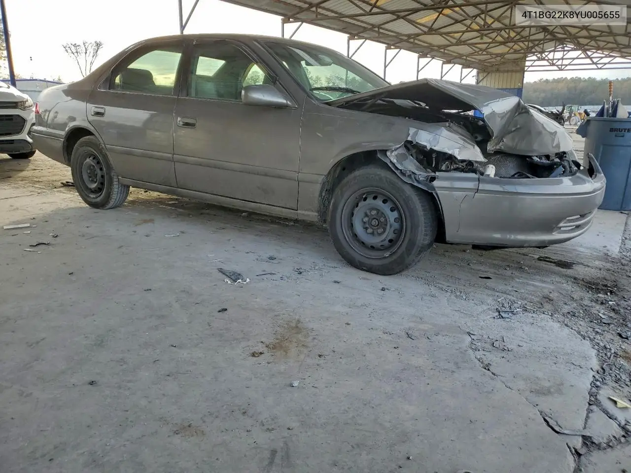 4T1BG22K8YU005655 2000 Toyota Camry Ce