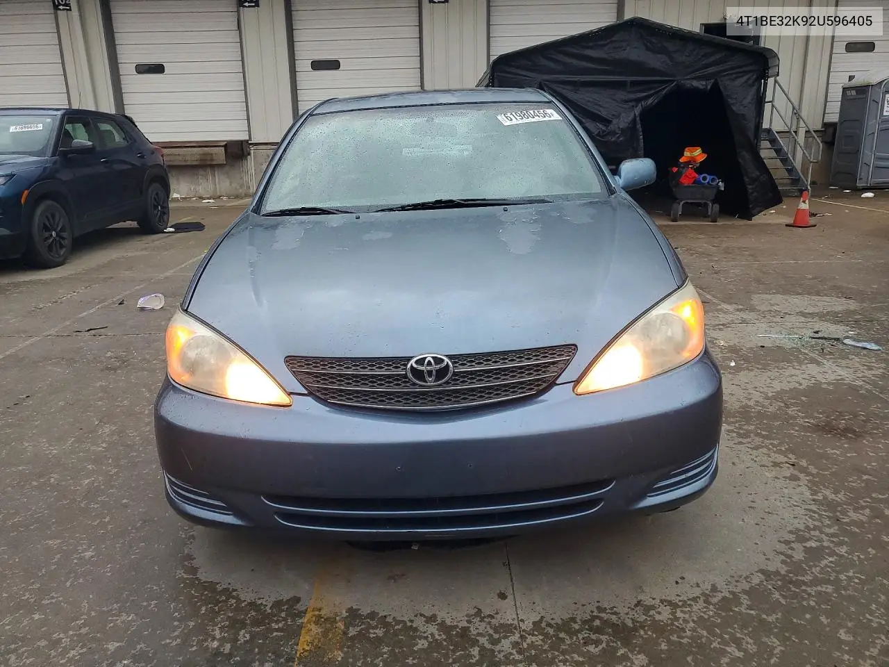 2002 Toyota Camry Le VIN: 4T1BE32K92U596405 Lot: 61980456