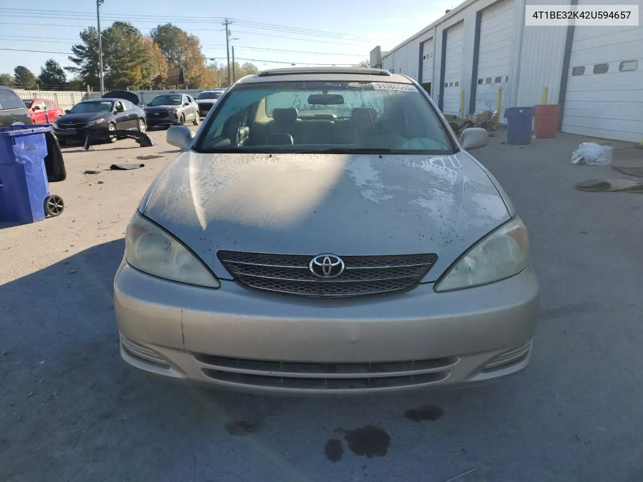 4T1BE32K42U594657 2002 Toyota Camry Le