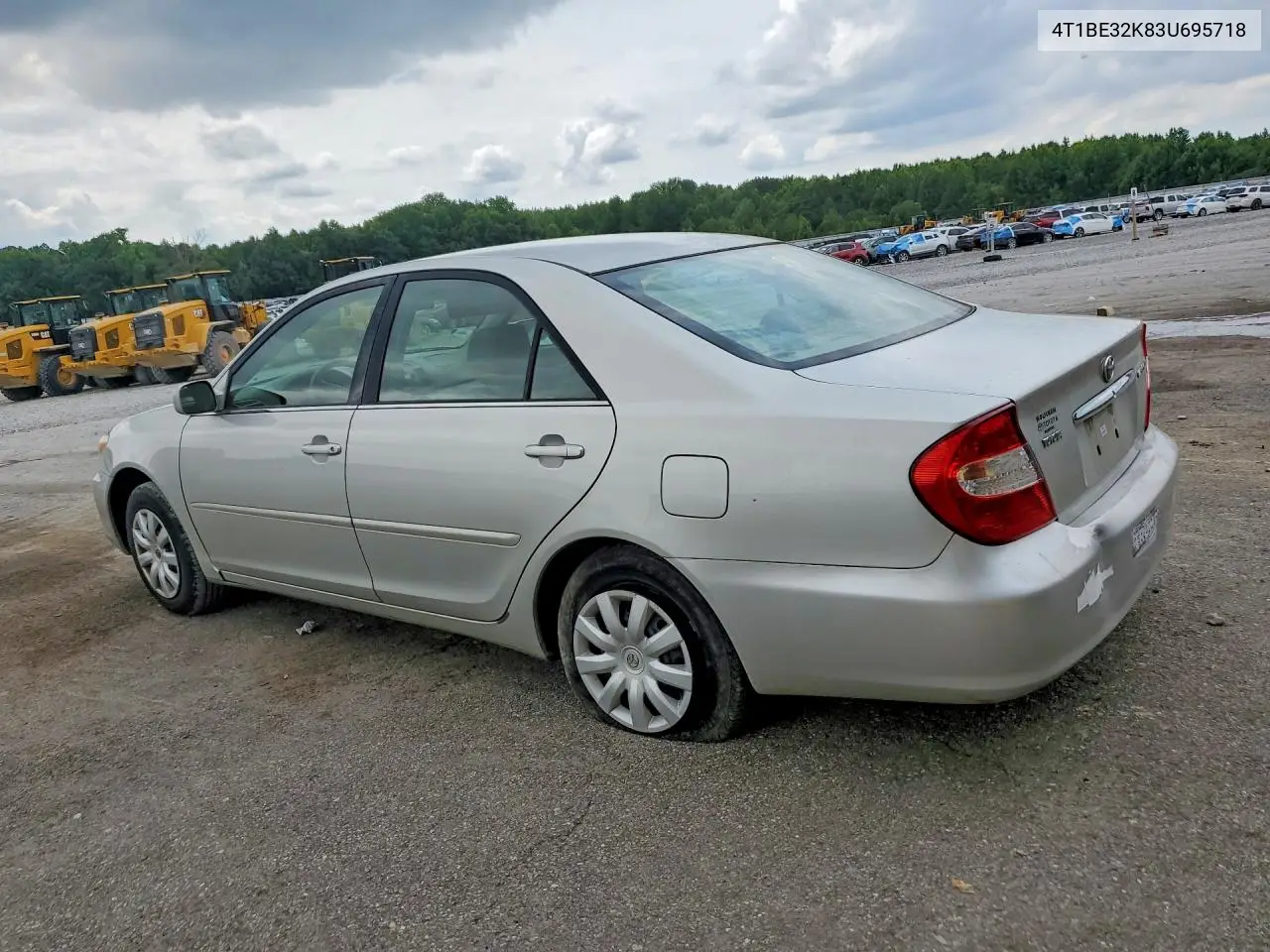 2003 Toyota Camry Le VIN: 4T1BE32K83U695718 Lot: 58747346