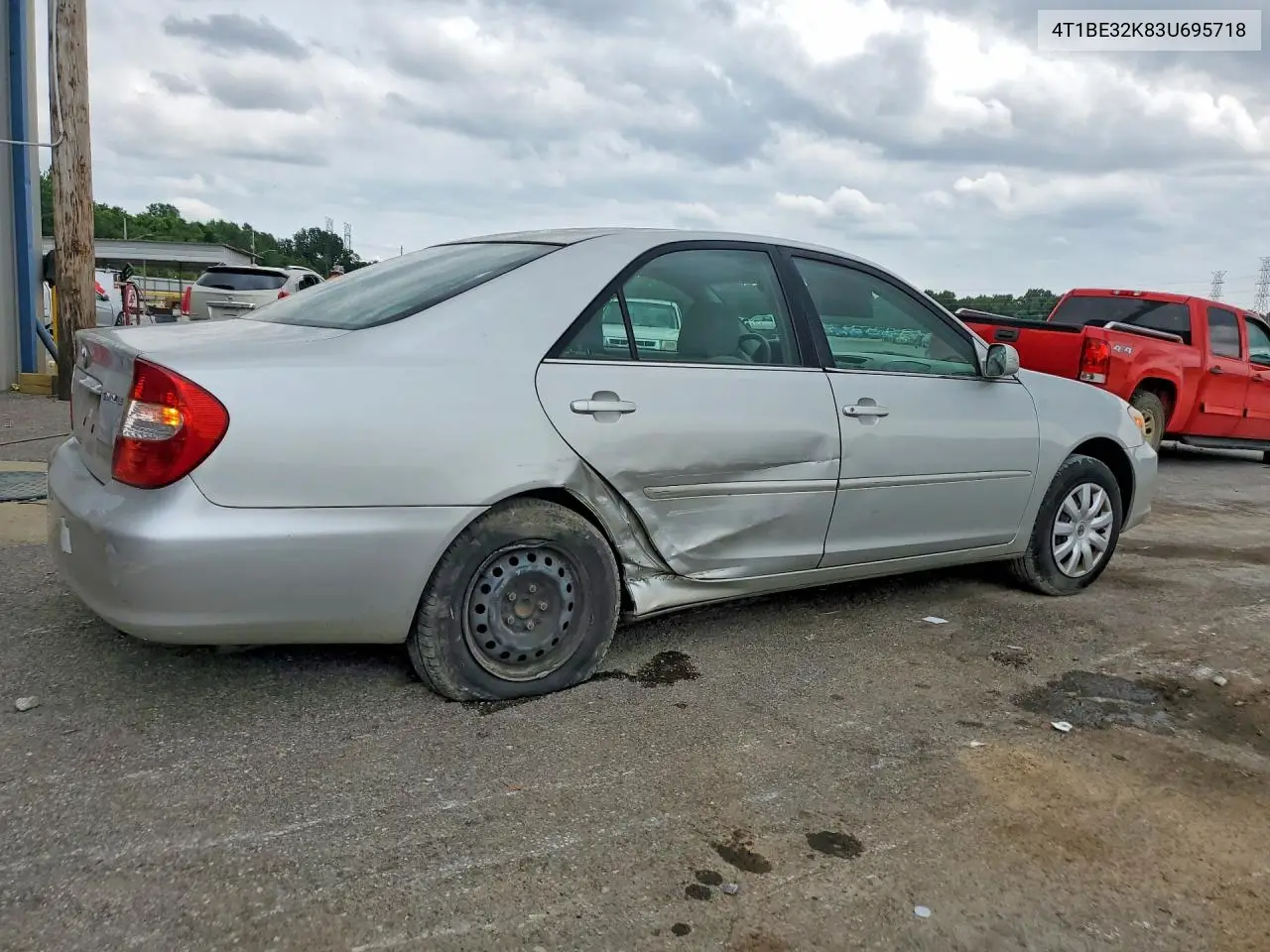 2003 Toyota Camry Le VIN: 4T1BE32K83U695718 Lot: 58747346