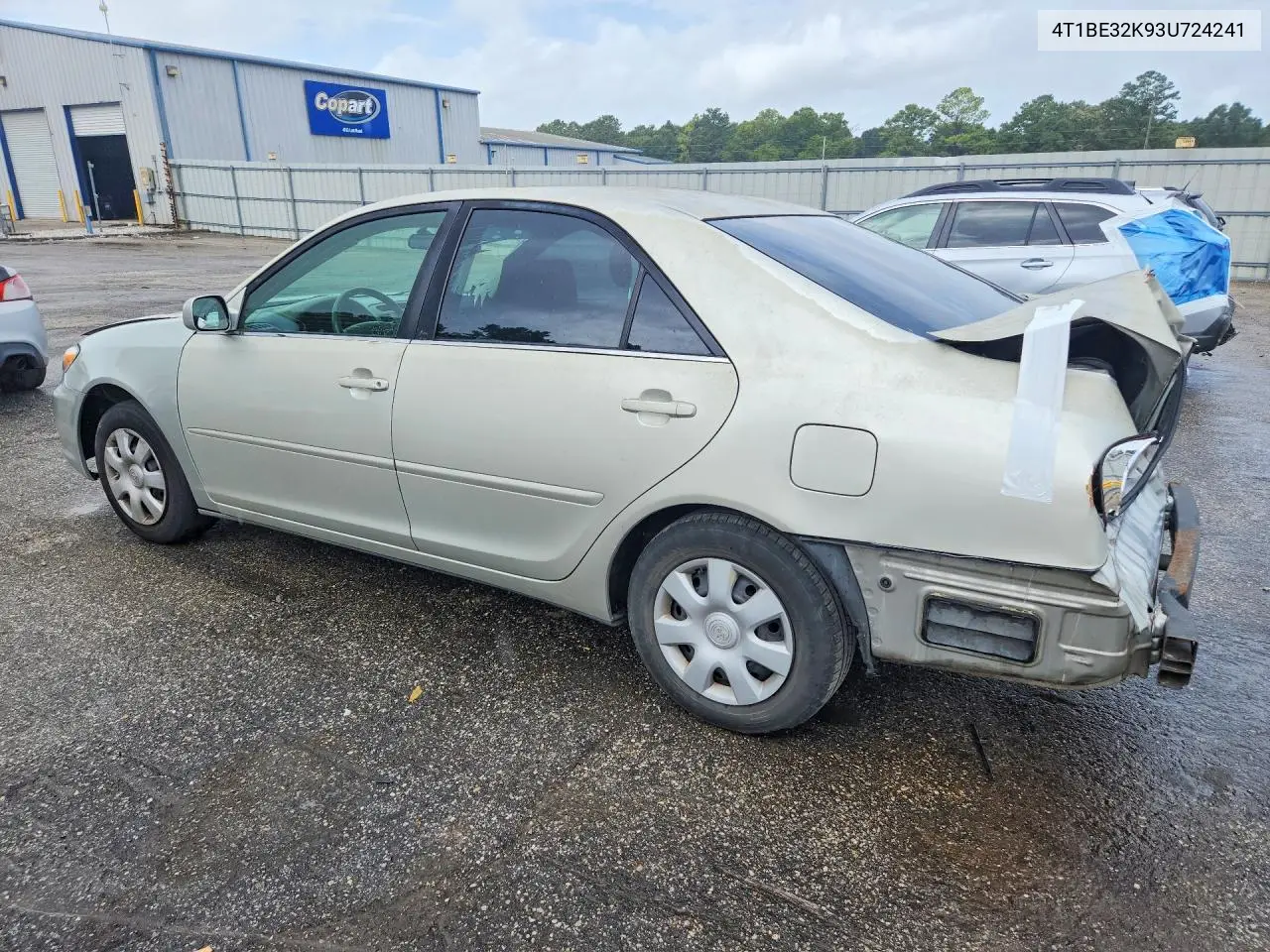 2003 Toyota Camry Le VIN: 4T1BE32K93U724241 Lot: 61898146