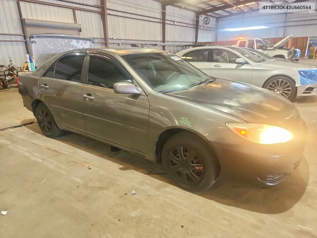 2003 Toyota Camry Le VIN: 4T1BE30K43U660564 Lot: 62198966