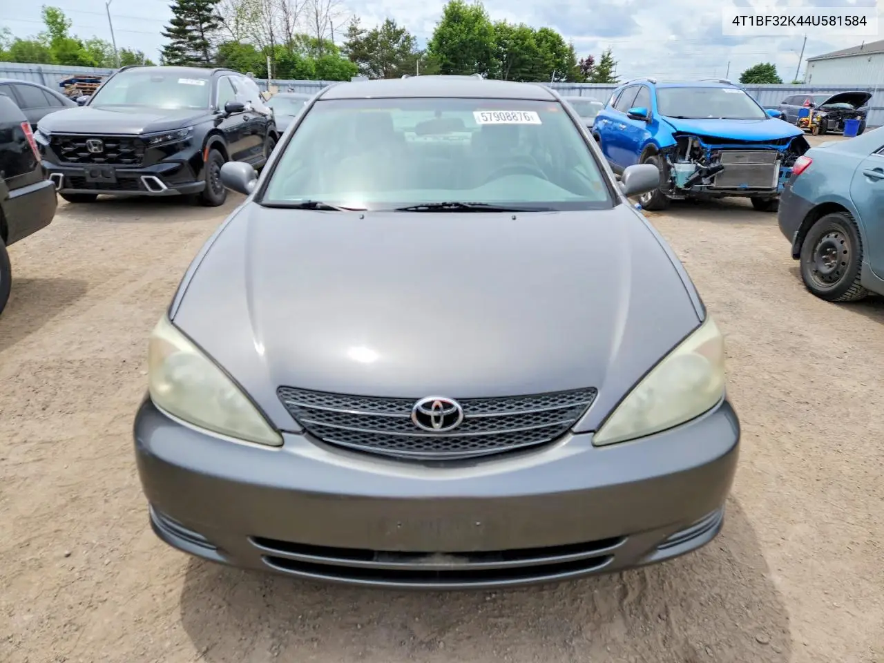2004 Toyota Camry Le V6 VIN: 4T1BF32K44U581584 Lot: 57908876