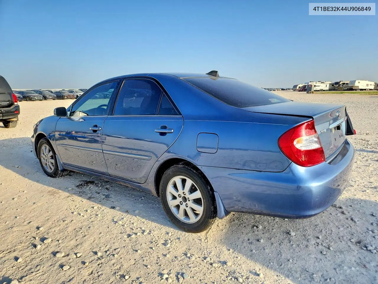 2004 Toyota Camry Xle VIN: 4T1BE32K44U906849 Lot: 61881126