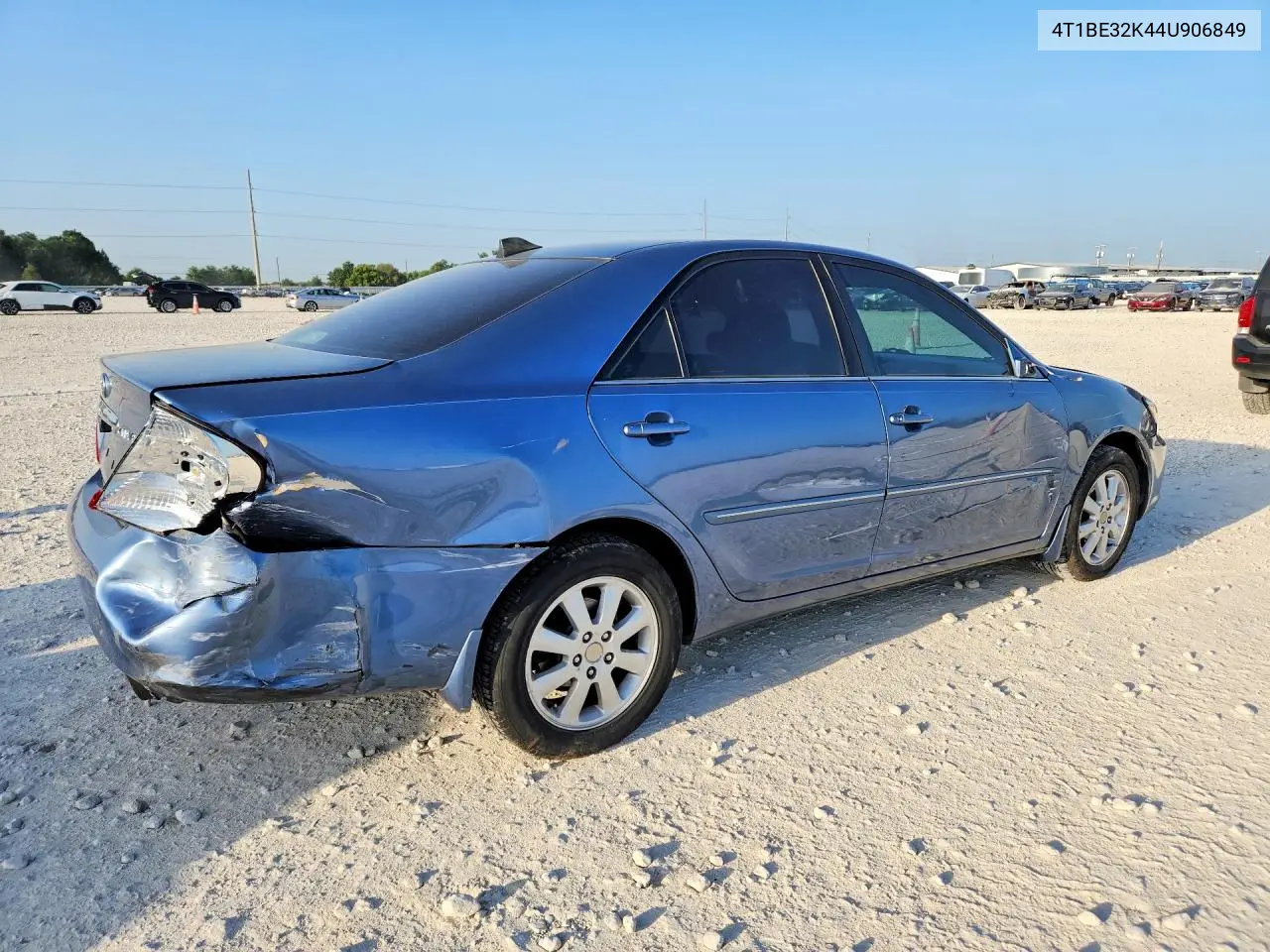 2004 Toyota Camry Xle VIN: 4T1BE32K44U906849 Lot: 61881126