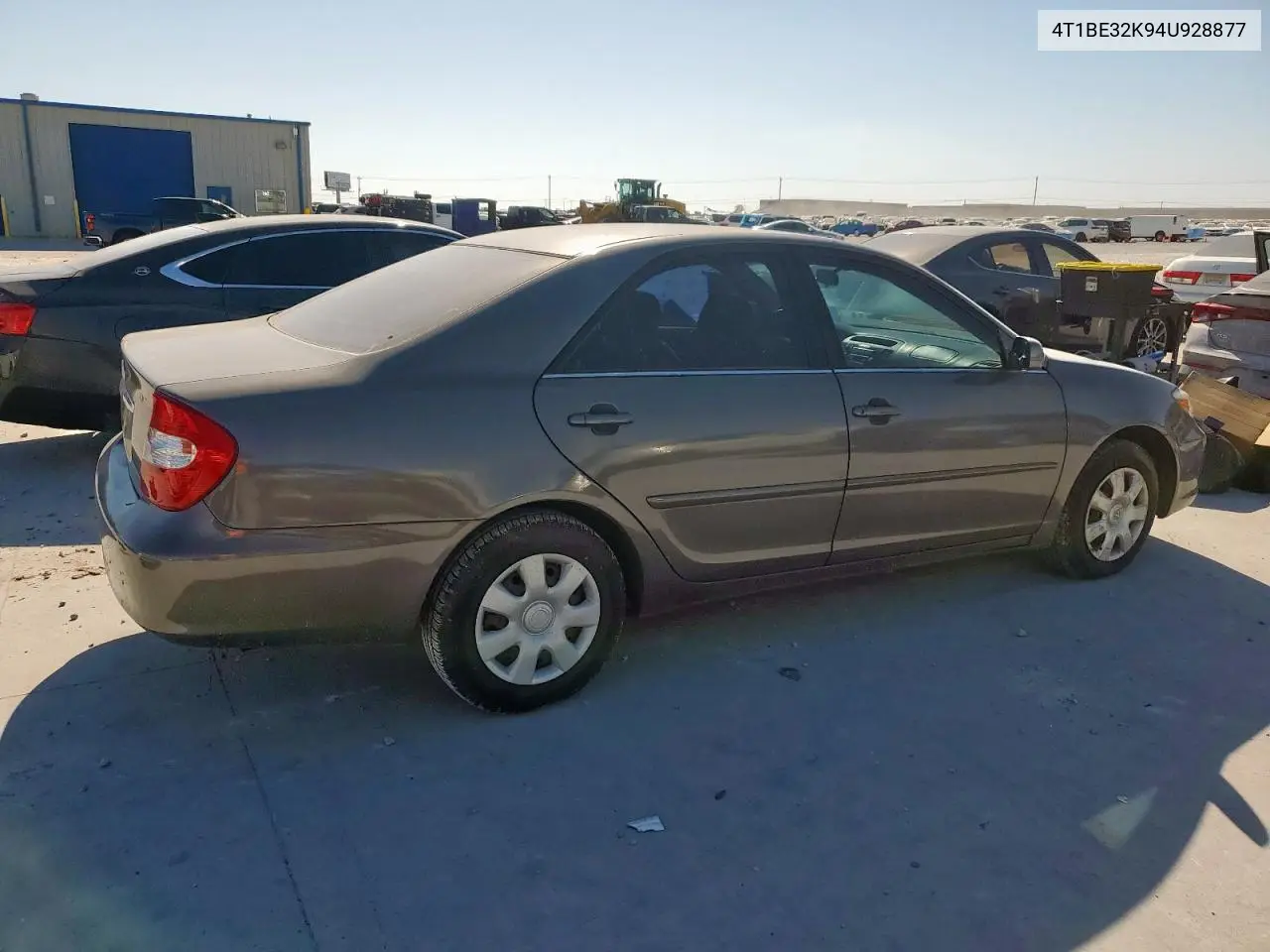 4T1BE32K94U928877 2004 Toyota Camry Le