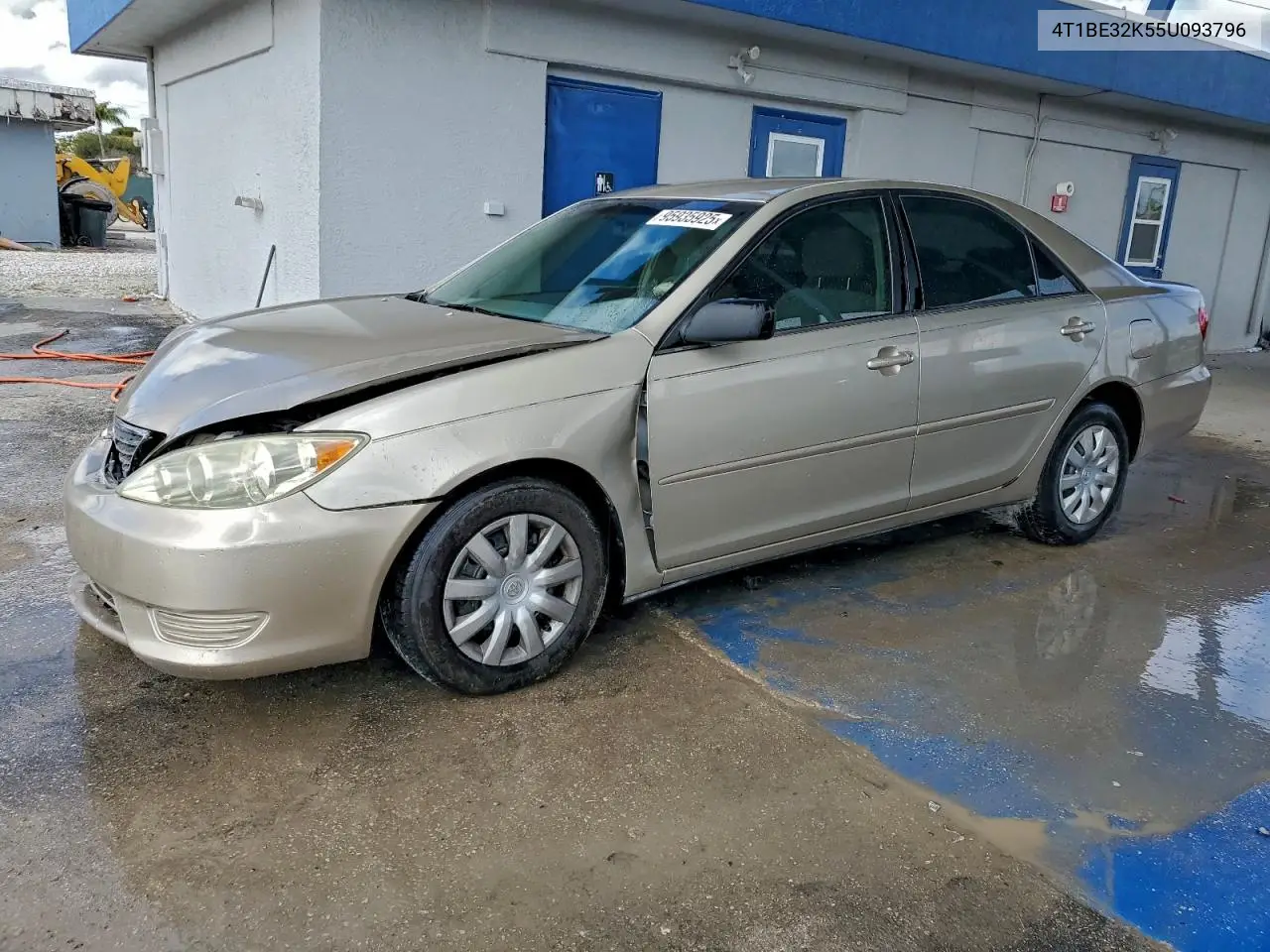 4T1BE32K55U093796 2005 Toyota Camry Le