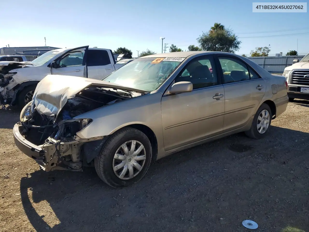 2005 Toyota Camry Le