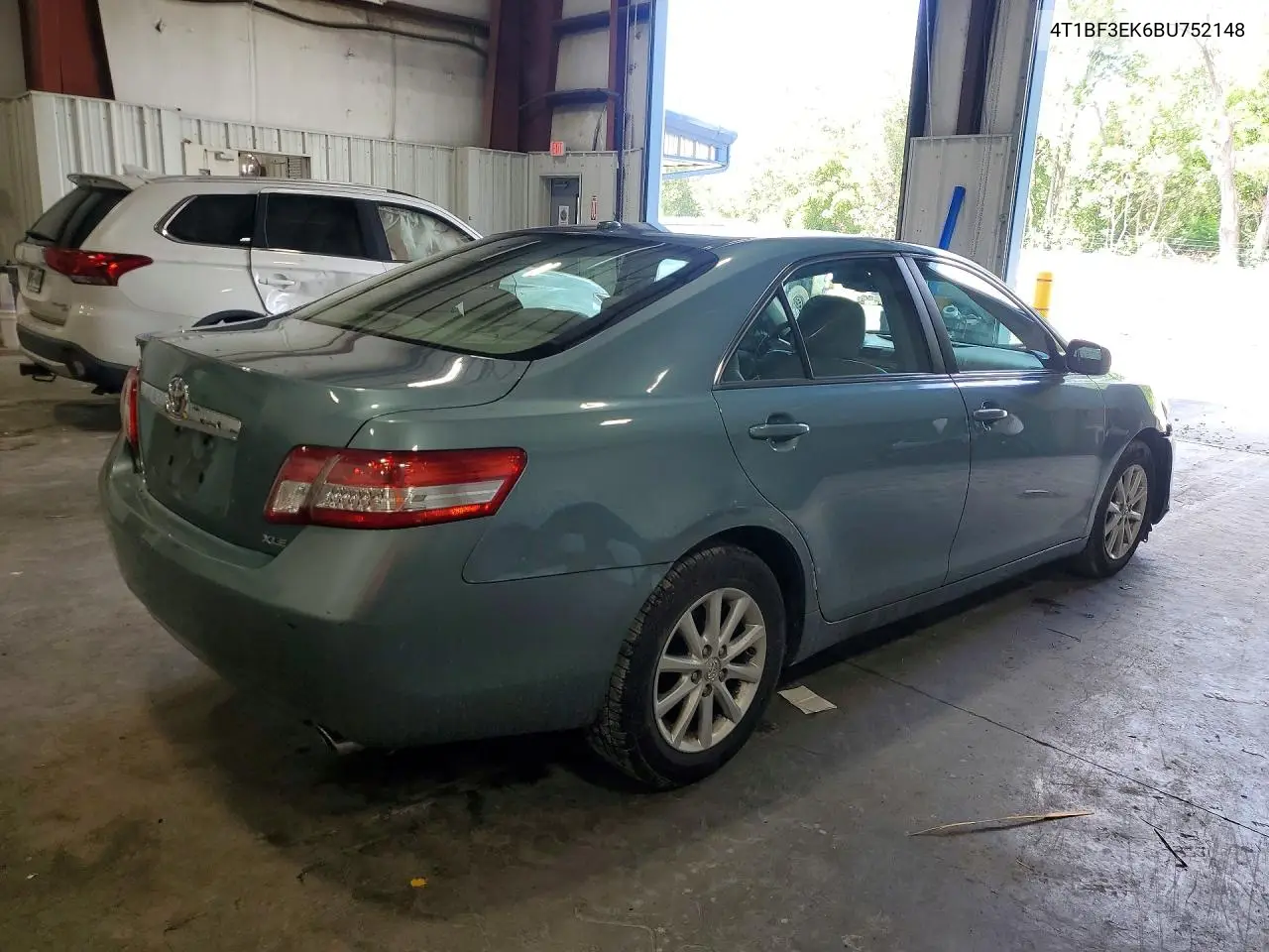 2011 Toyota Camry Xle VIN: 4T1BF3EK6BU752148 Lot: 61931236