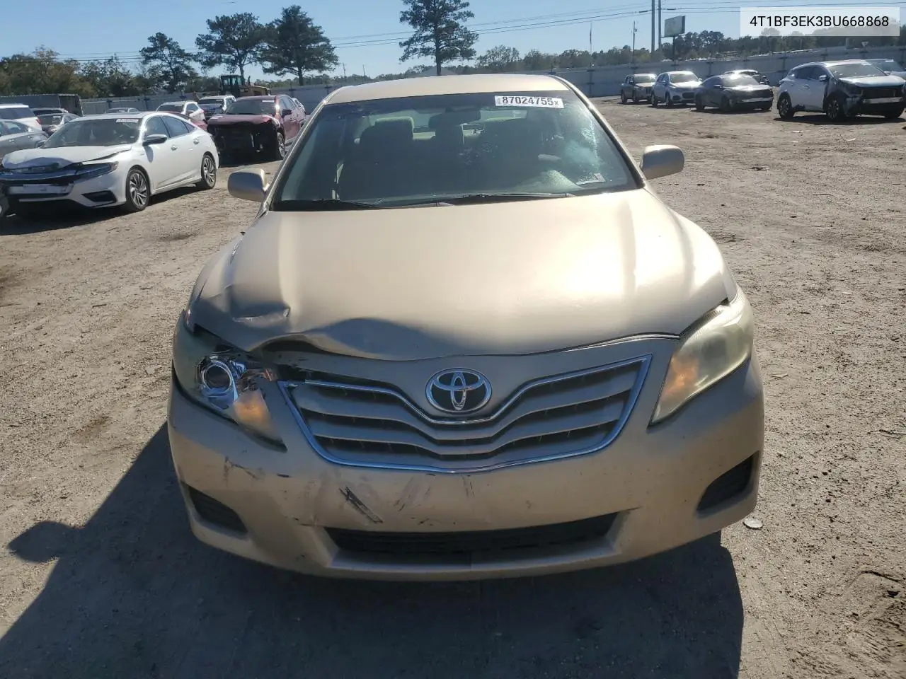 4T1BF3EK3BU668868 2011 Toyota Camry Base
