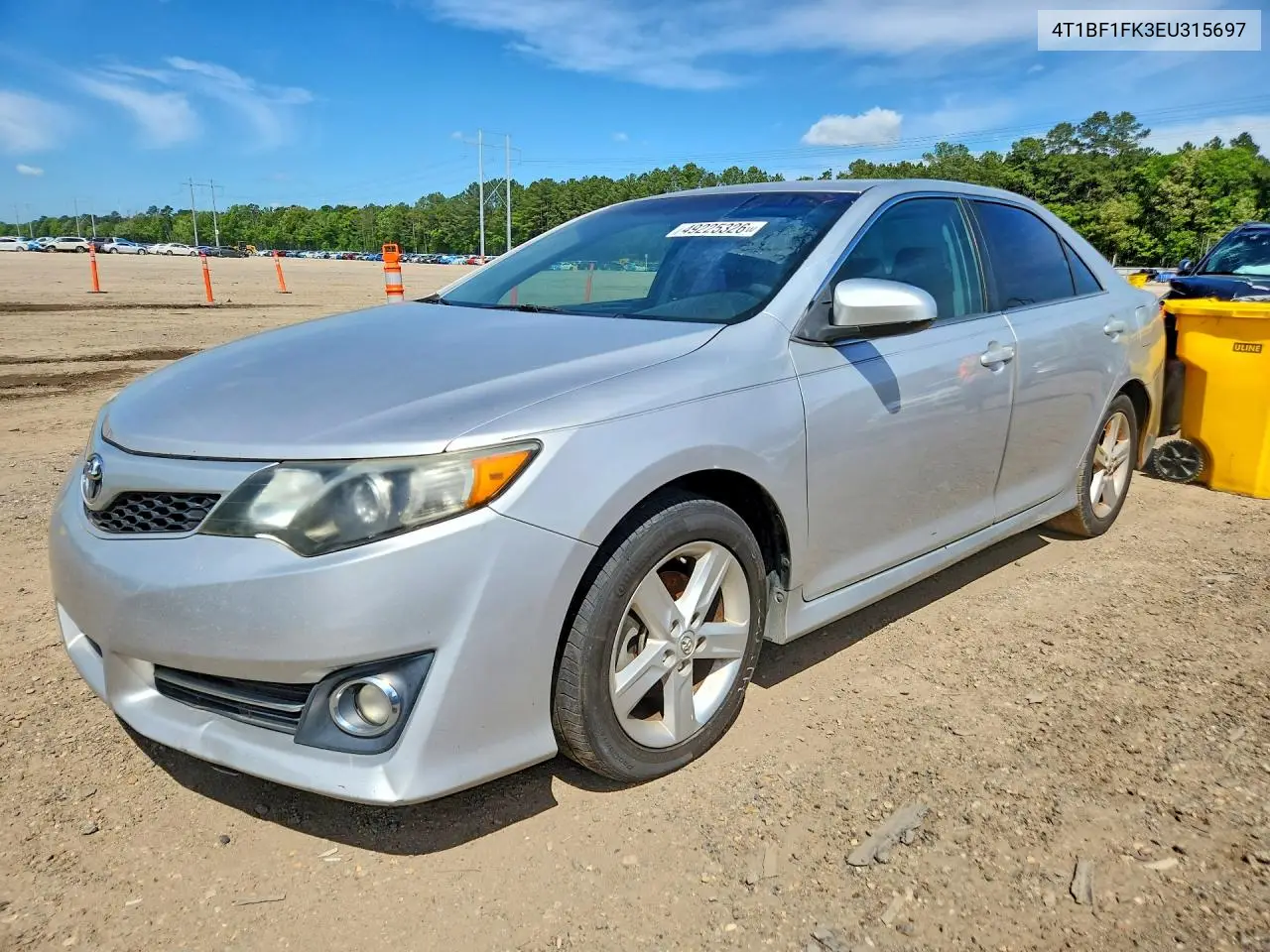 4T1BF1FK3EU315697 2014 Toyota Camry Se
