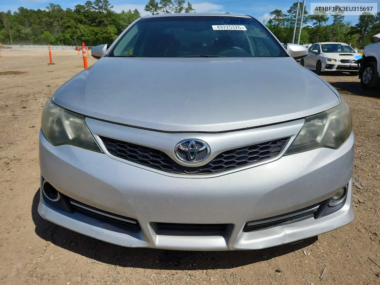 4T1BF1FK3EU315697 2014 Toyota Camry Se