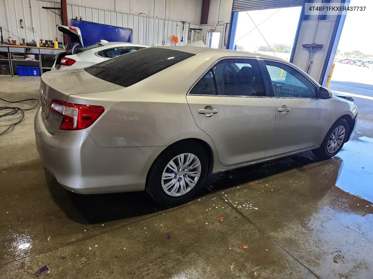 2014 Toyota Camry Le VIN: 4T4BF1FKXER437737 Lot: 85968895