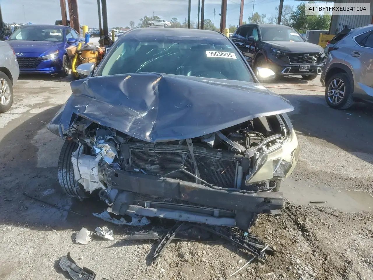 4T1BF1FKXEU341004 2014 Toyota Camry Se