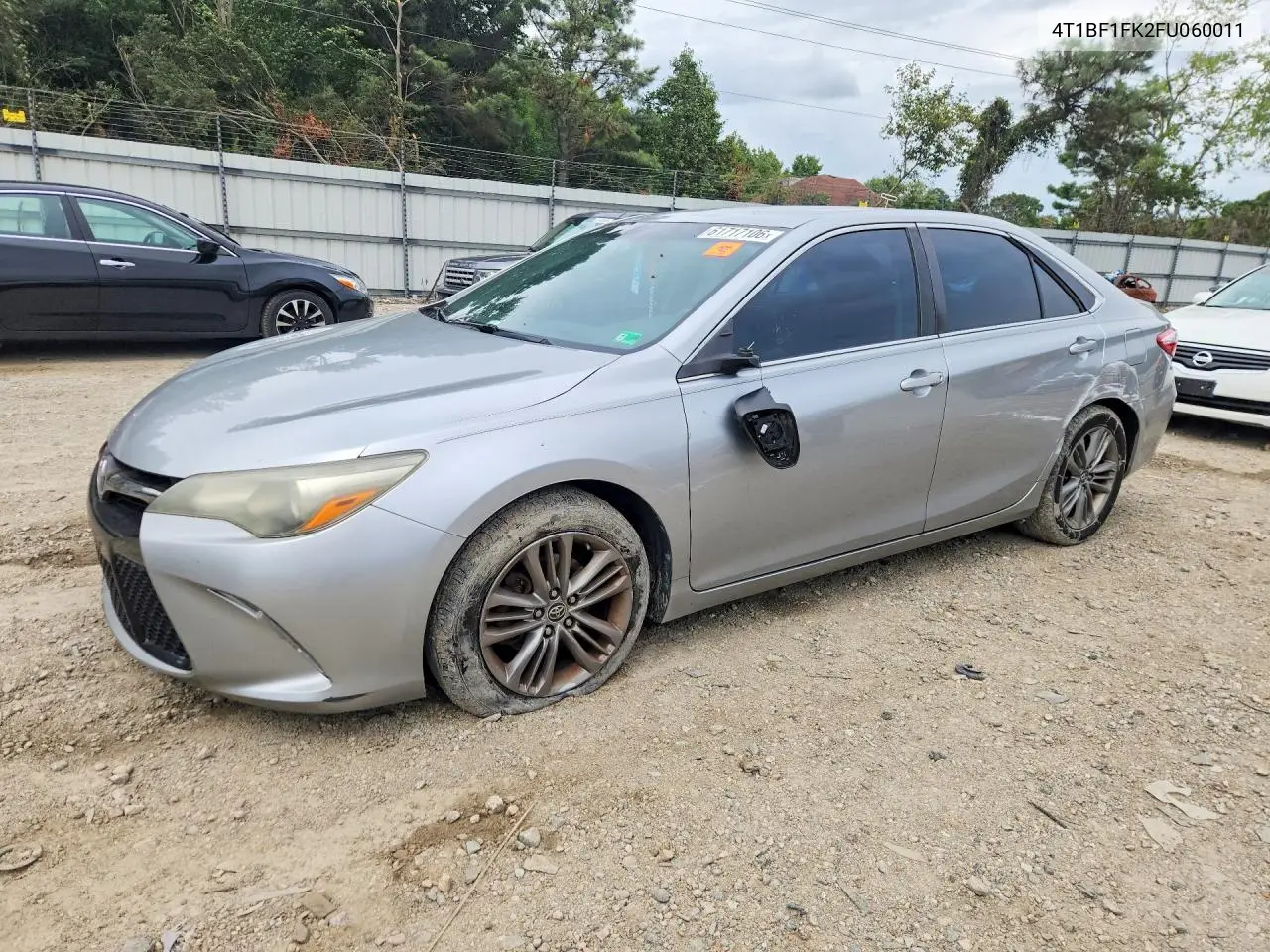 2015 Toyota Camry Se VIN: 4T1BF1FK2FU060011 Lot: 61717106