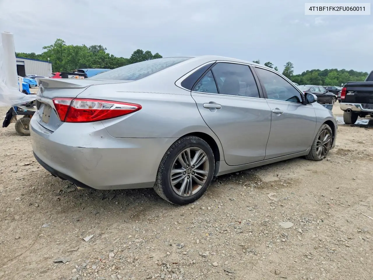 2015 Toyota Camry Se VIN: 4T1BF1FK2FU060011 Lot: 61717106