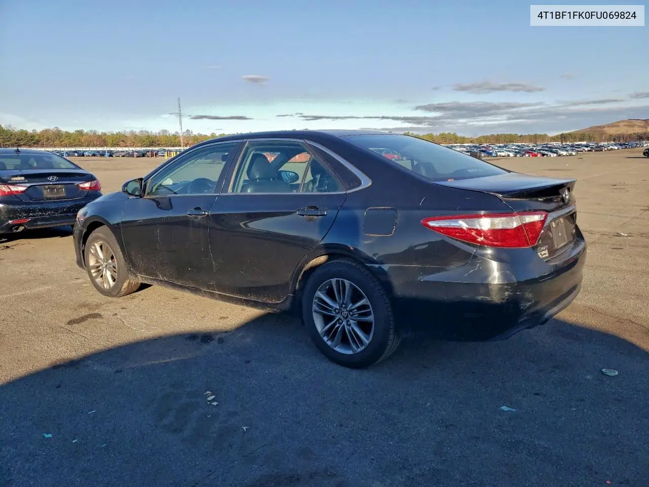 4T1BF1FK0FU069824 2015 Toyota Camry Se