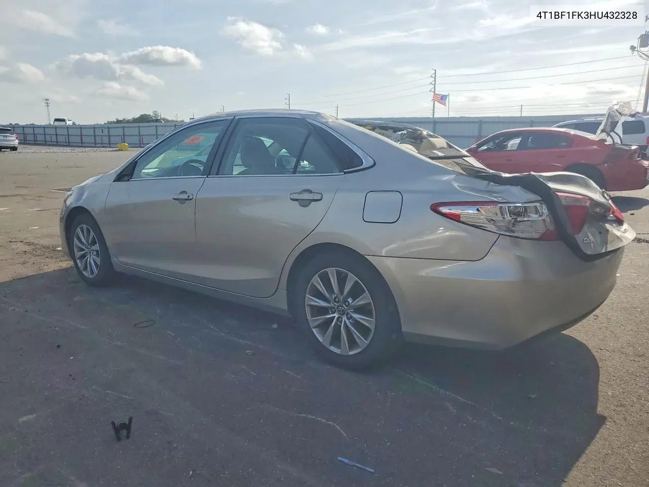 2017 Toyota Camry Xle VIN: 4T1BF1FK3HU432328 Lot: 61908206